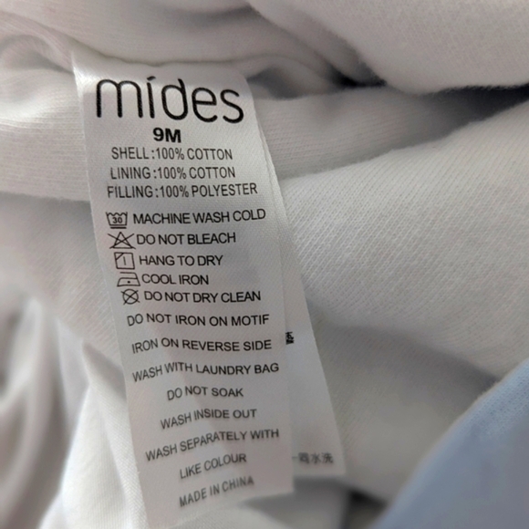 Light Blue Quilted One Piece Outfit/Romper/Jumper/Sleeper (Size 9 Months) - Picture 7 of 15